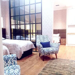 아파트 Old Apartments1, 트빌리시